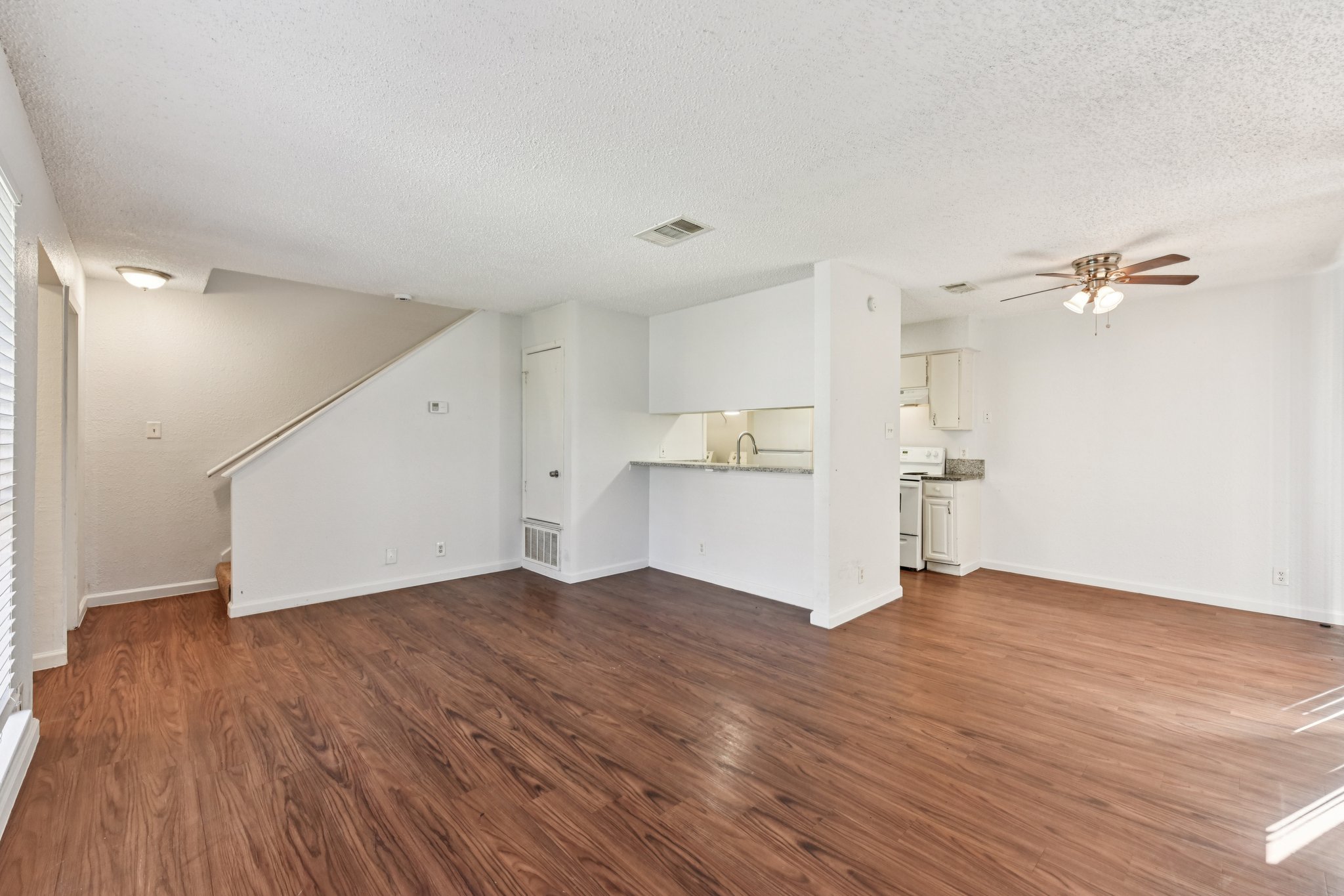 1210 Southport Dr Unit B Austin-S2502-003.jpg