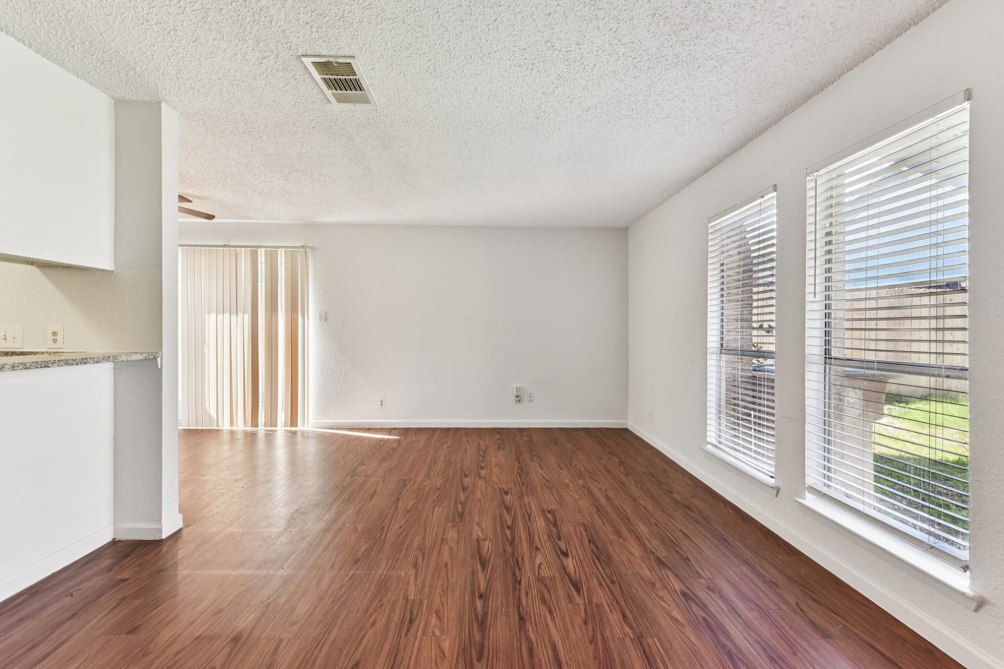 1210 Southport Dr Unit B Austin-S2502-006.jpg