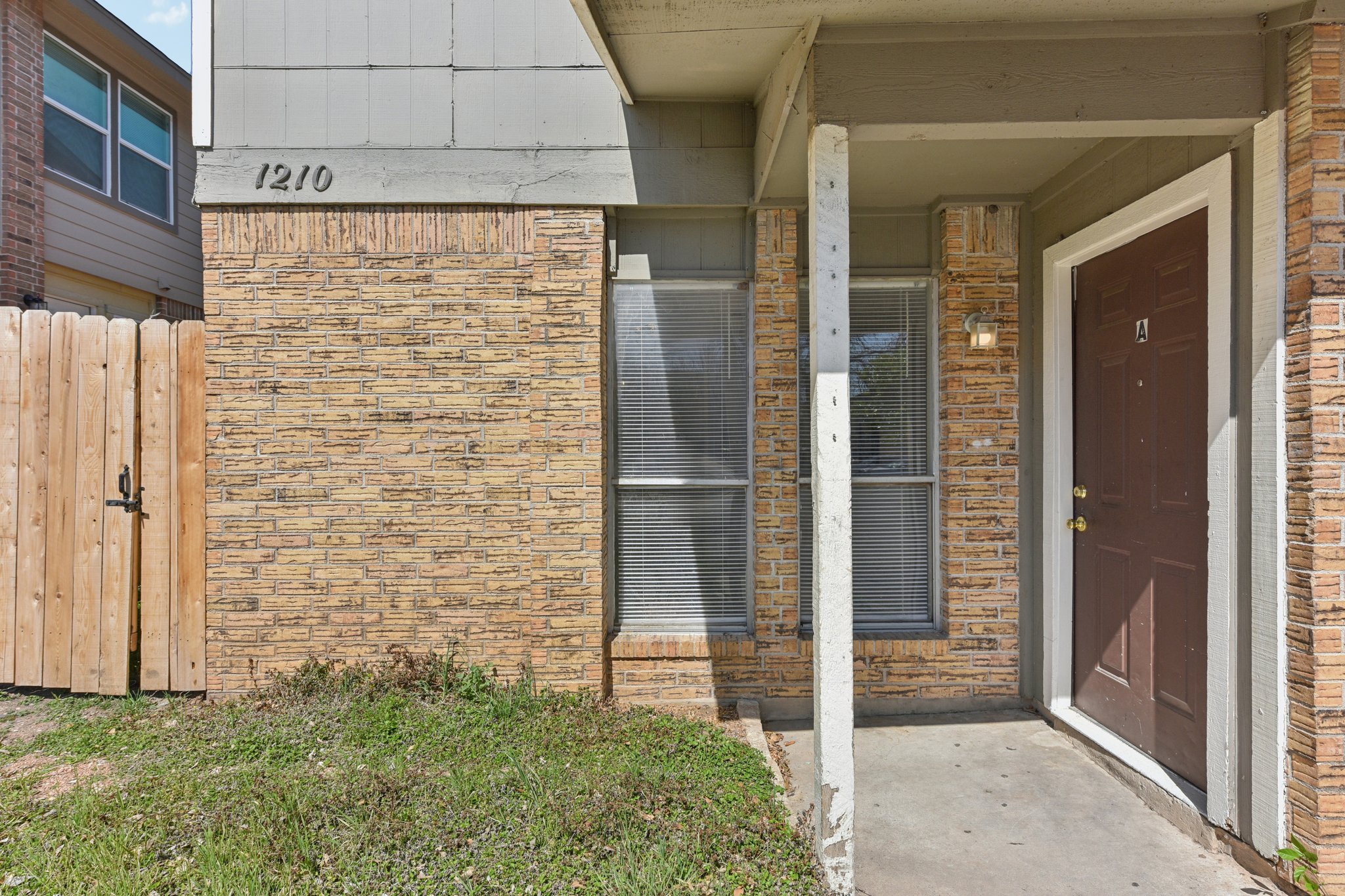 1210 Southport Dr Unit A Austin-S2502-001.jpg