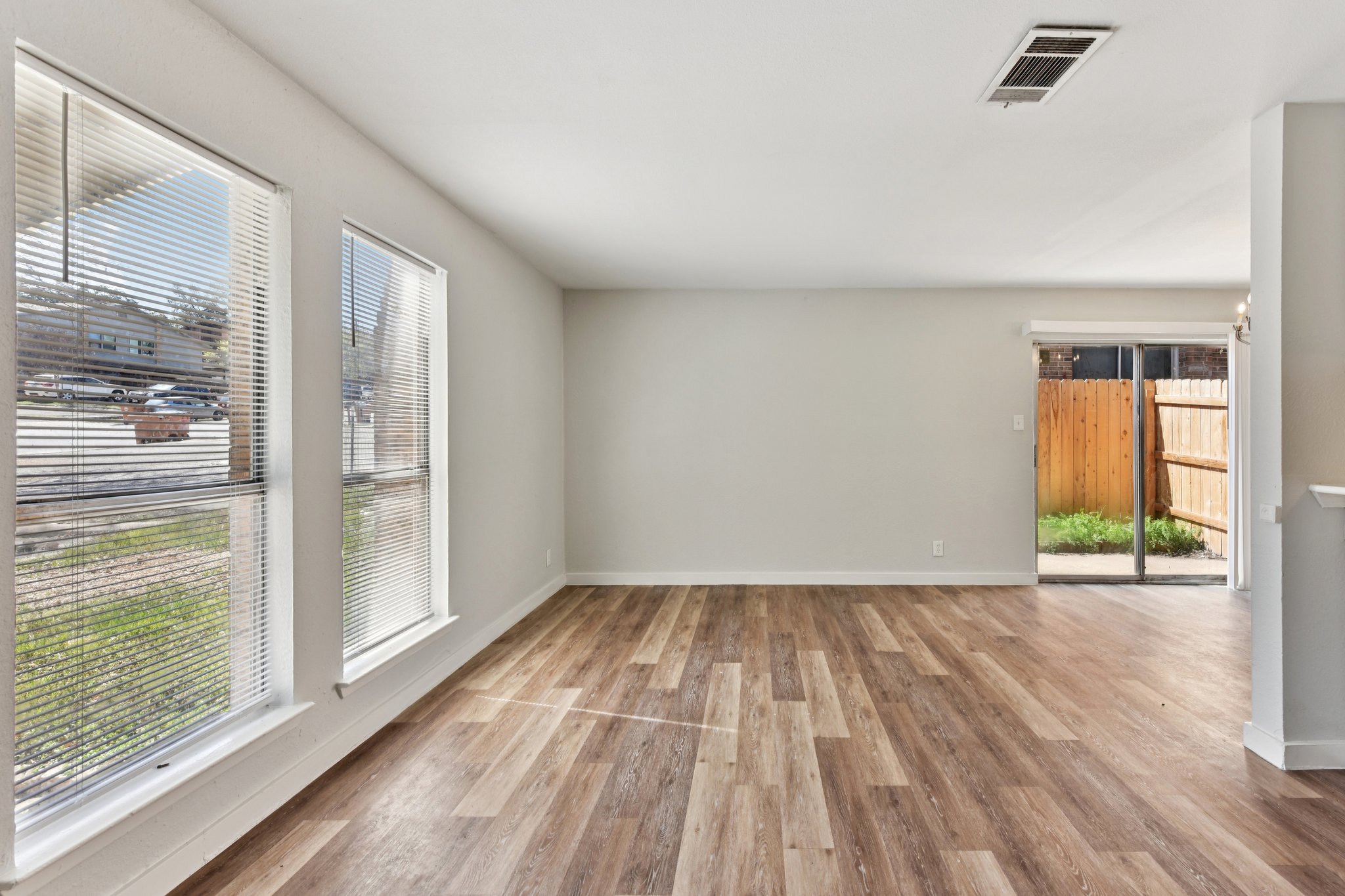1210 Southport Dr Unit A Austin-S2502-006.jpg