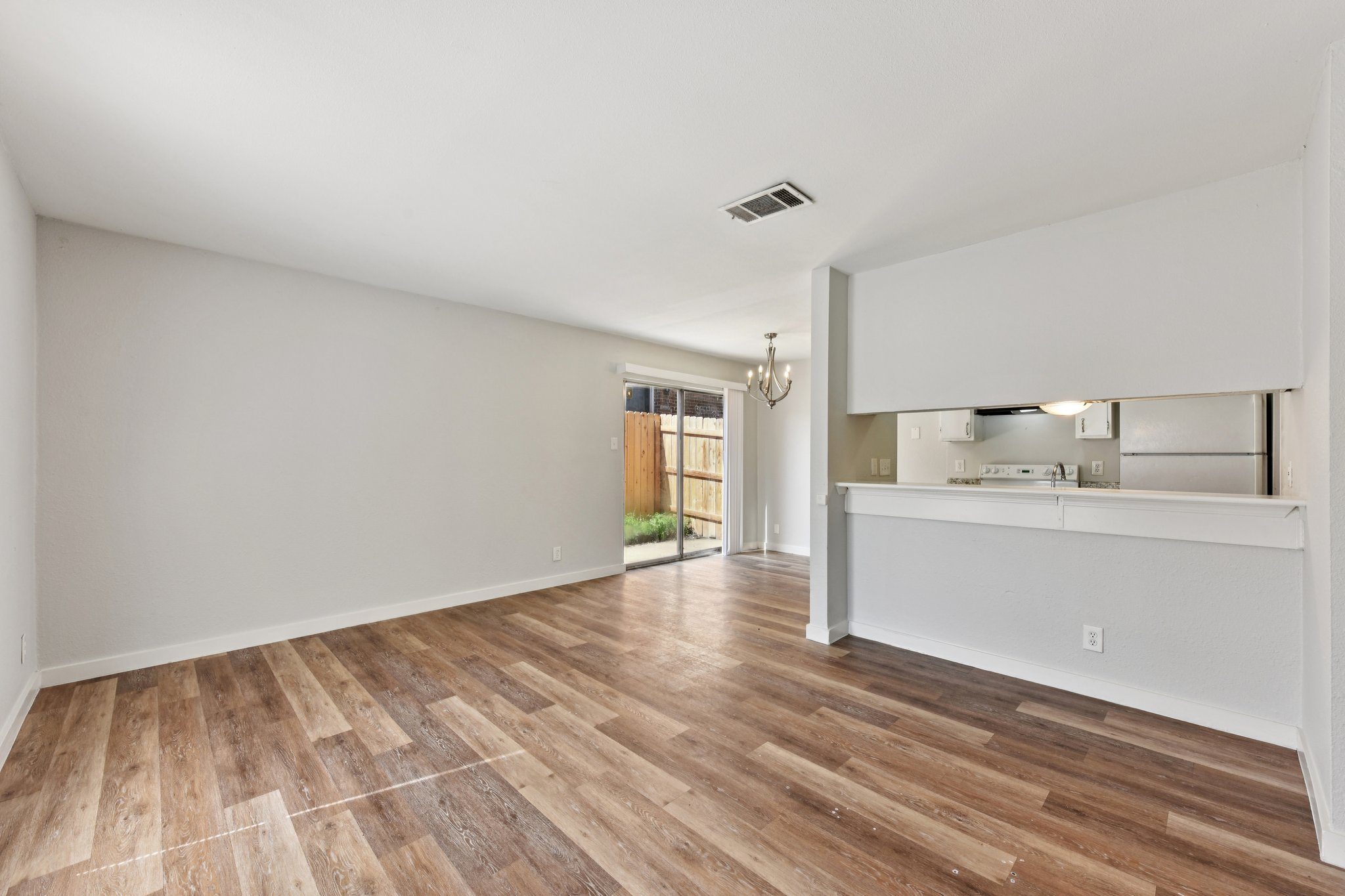 1210 Southport Dr Unit A Austin-S2502-007.jpg
