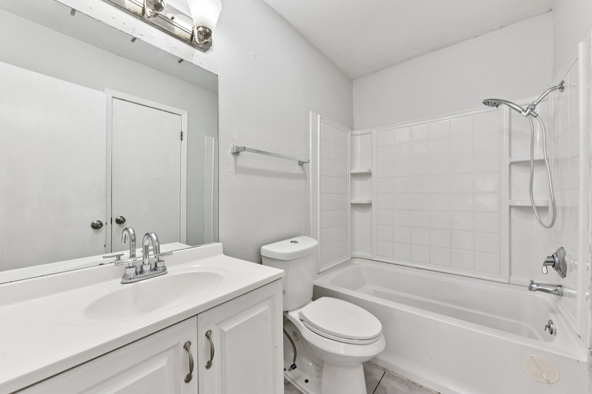 1210 Southport Dr Unit A Austin-S2502-016.jpg