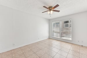 1210 Southport Dr Unit B Austin-S2502-014.jpg