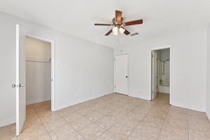 1210 Southport Dr Unit B Austin-S2502-016.jpg