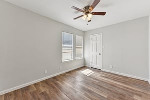1210 Southport Dr Unit A Austin-S2502-020.jpg