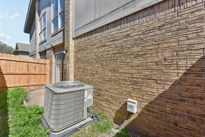 1210 Southport Dr Unit A Austin-S2502-025.jpg