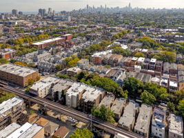 1210 W Roscoe - Drone_100225_009