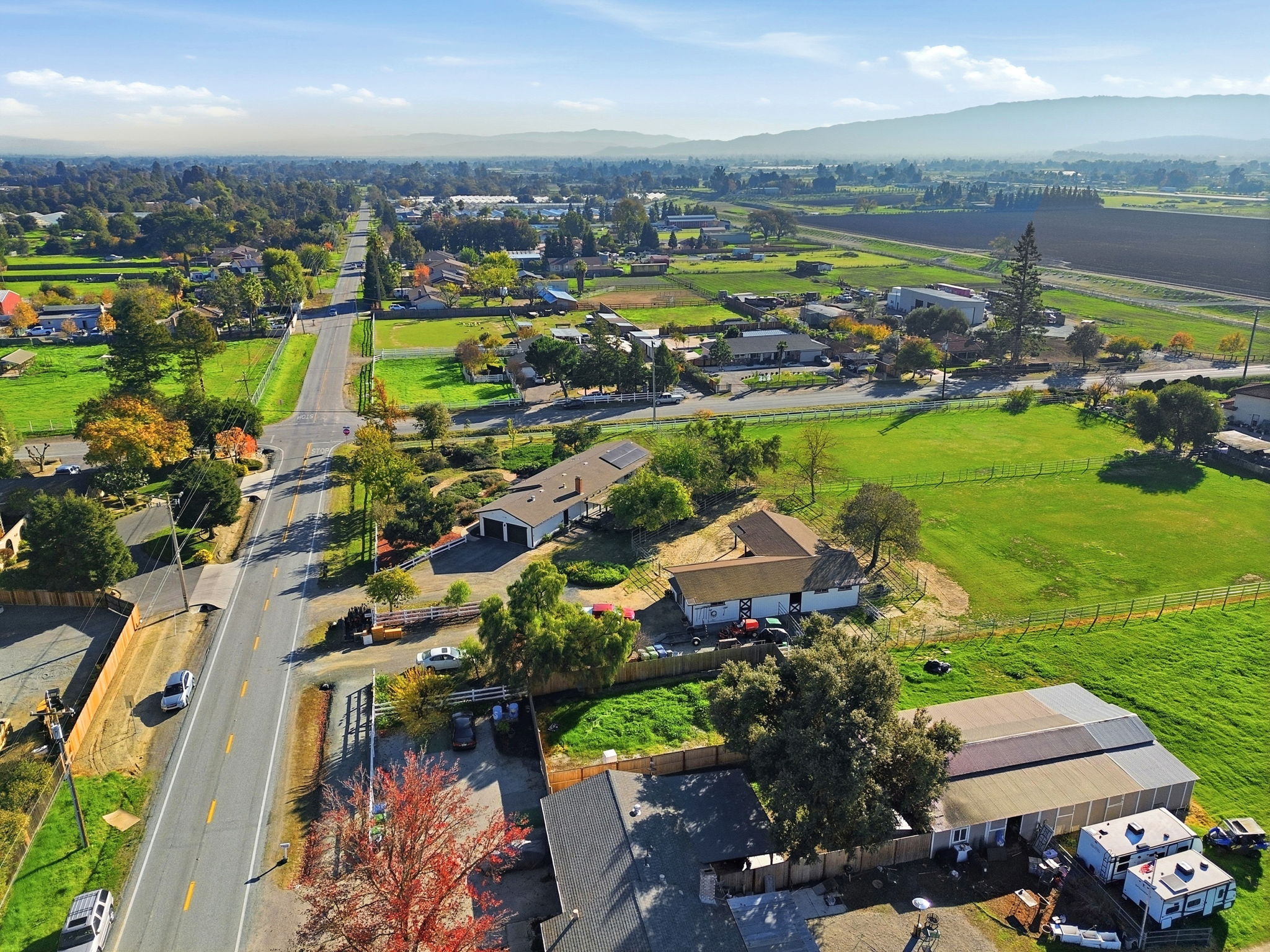 012_F8_AERIAL_12101 Columbet Ave