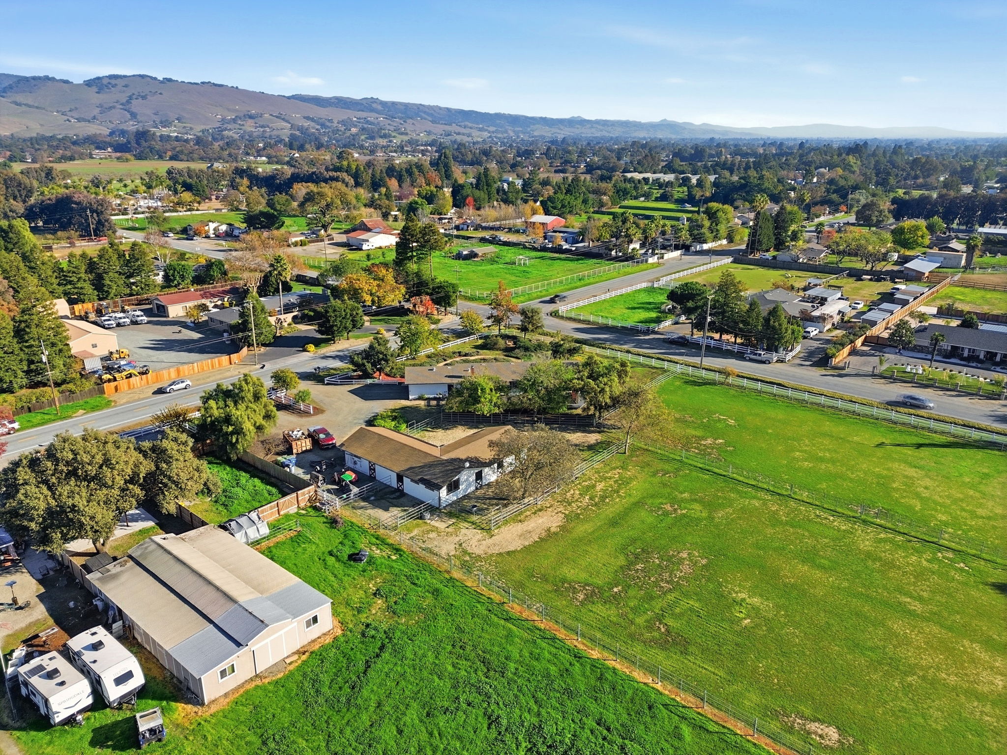 013_F8_AERIAL_12101 Columbet Ave