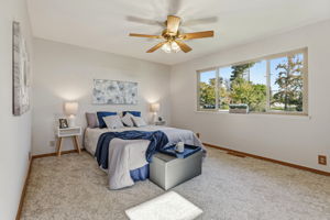 027_F8_12101 Columbet Ave