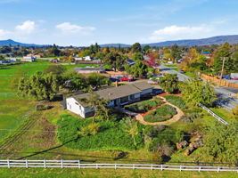 001_F8_AERIAL_12101 Columbet Ave