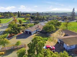 016_F8_AERIAL_12101 Columbet Ave