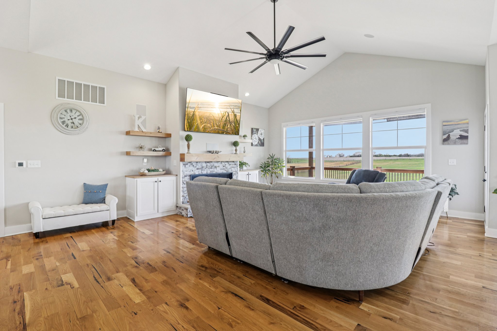 230th St-S0804-003.jpg