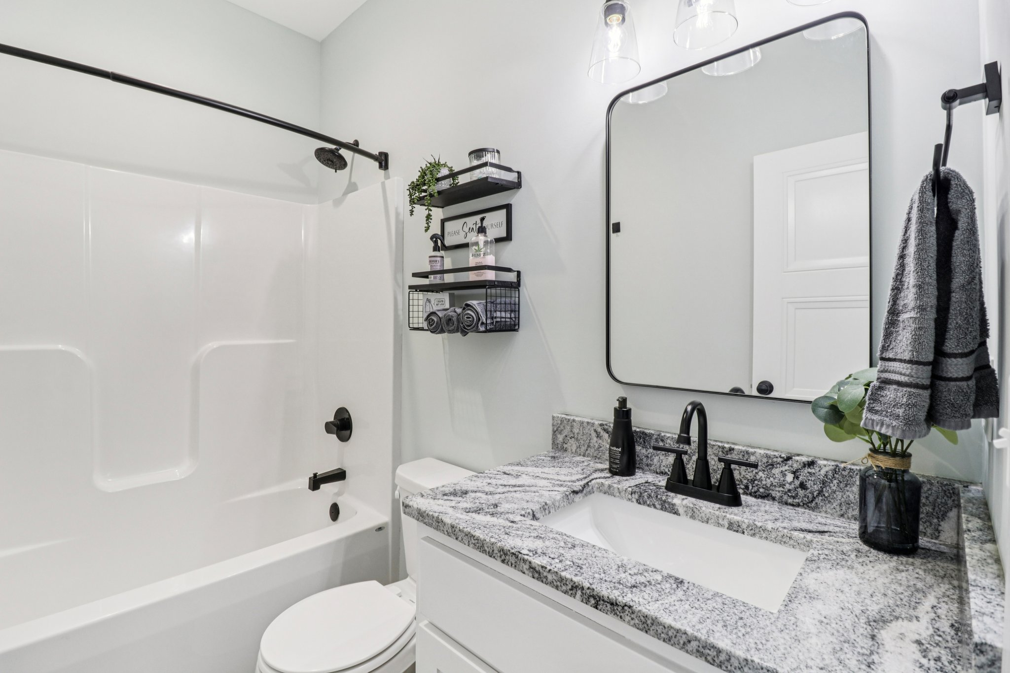 230th St-S0804-025.jpg