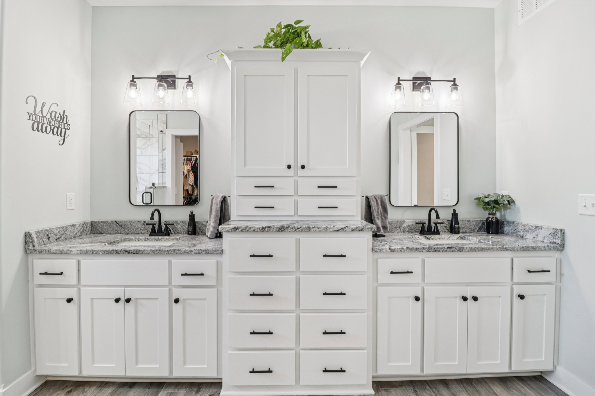 230th St-S0804-027.jpg