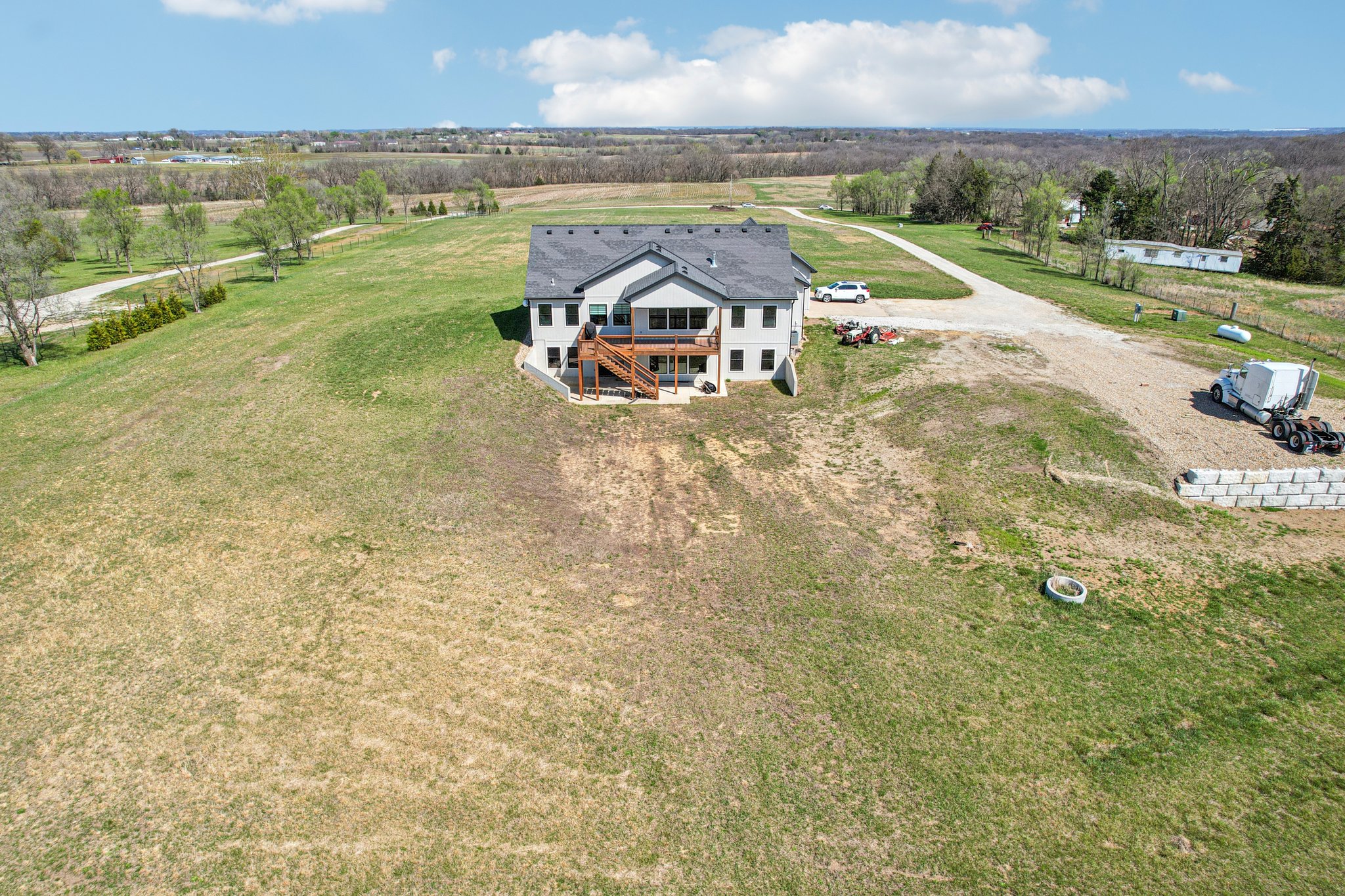 230th St-S0804-047.jpg