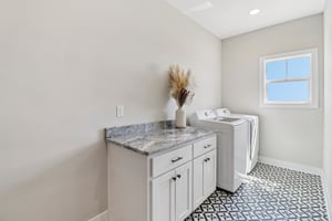 230th St-S0804-029.jpg