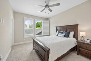12108Fieldwood_030