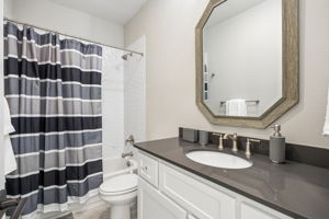 12108Fieldwood_033