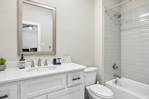 12108Fieldwood_037