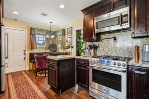 252nd St-S2307-015.jpg