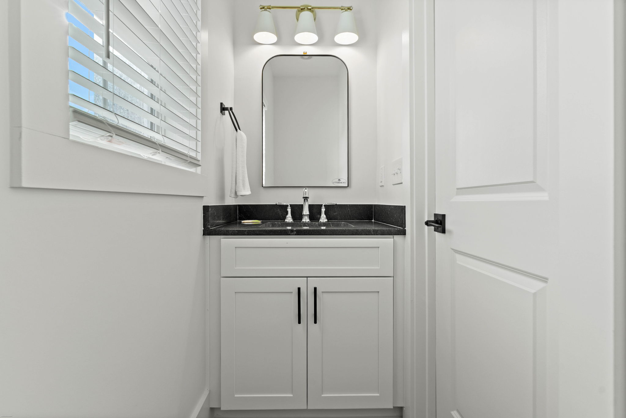  Photo 30