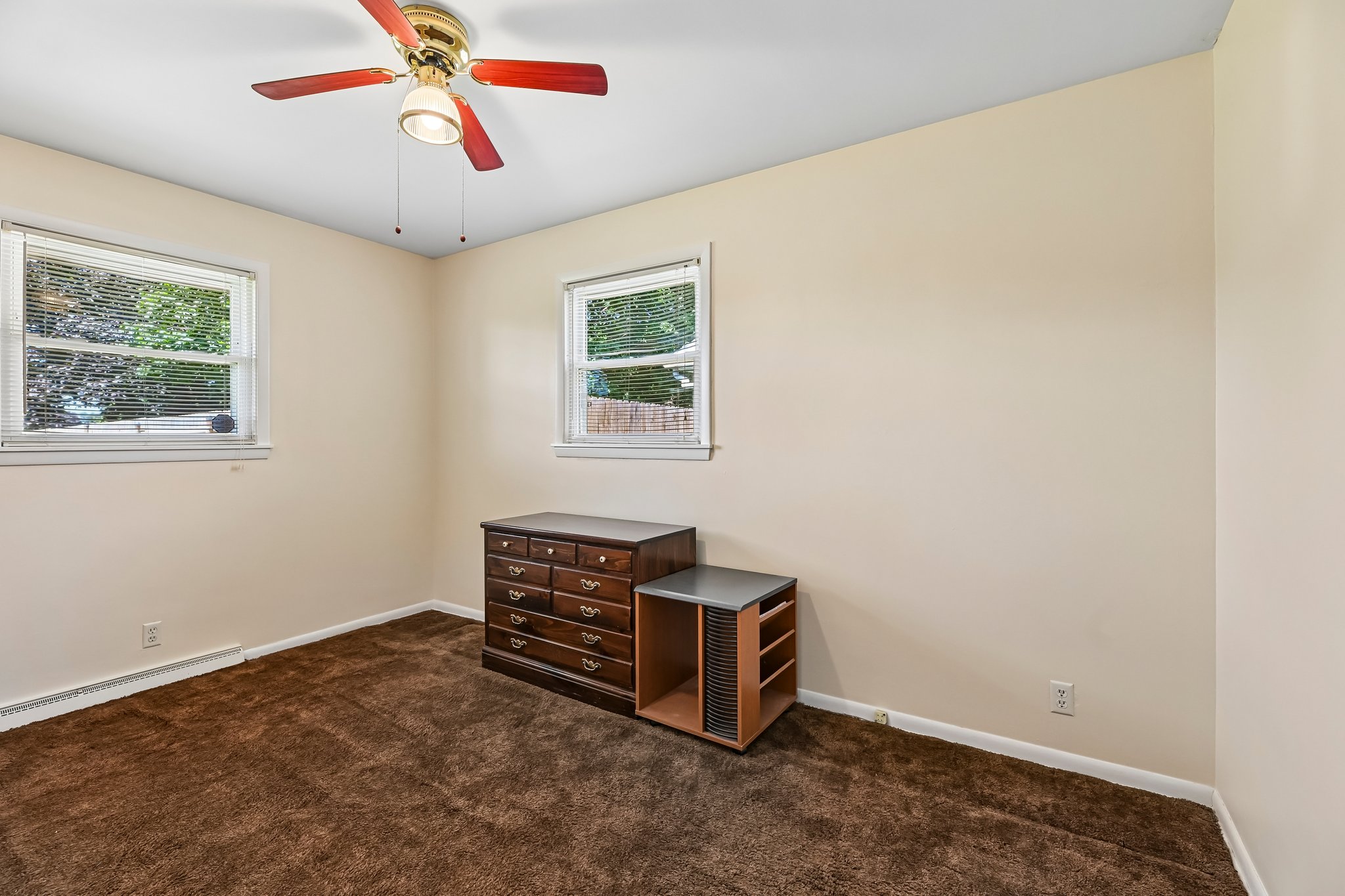 Benskin Ave SW-S2508-019.jpg