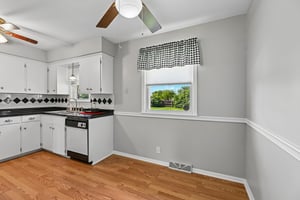Benskin Ave SW-S2508-007.jpg