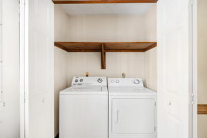  Photo 49