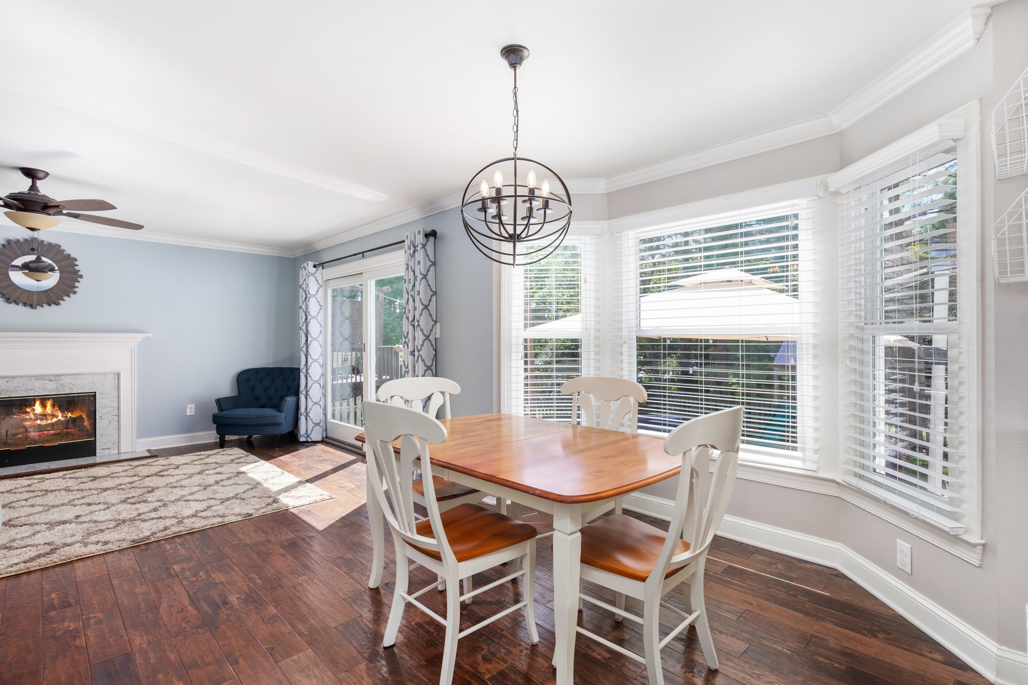 Breakfast Area | Main Level