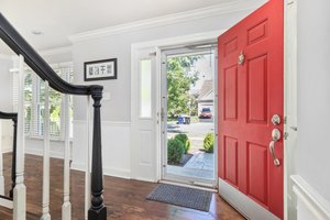 Entrance Foyer | Main Level