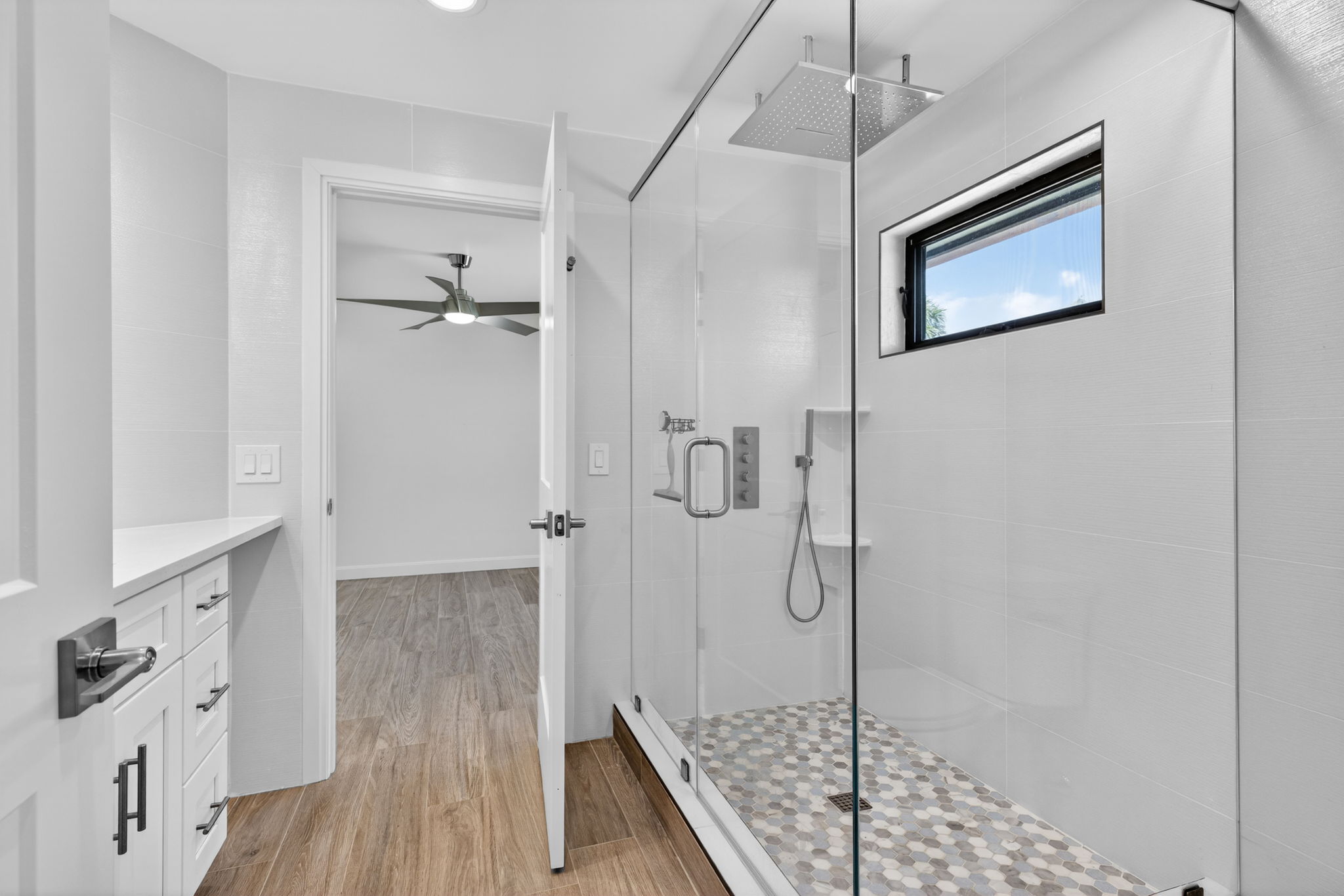 Guest Bathroom 2 of 2