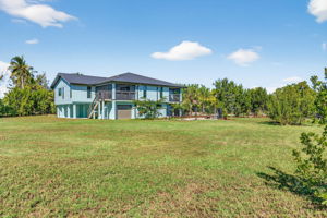 Rear Exterior 3 of 4