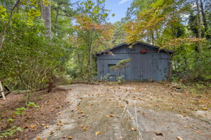 Detached workshop