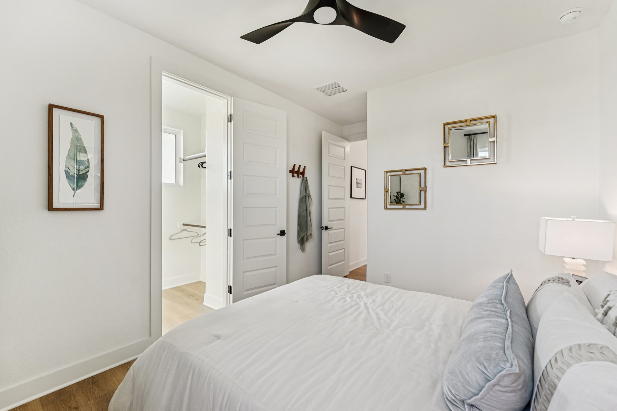 171802 - 12110 Cearley Dr, Austin, TX 78758-S0811-027.jpg