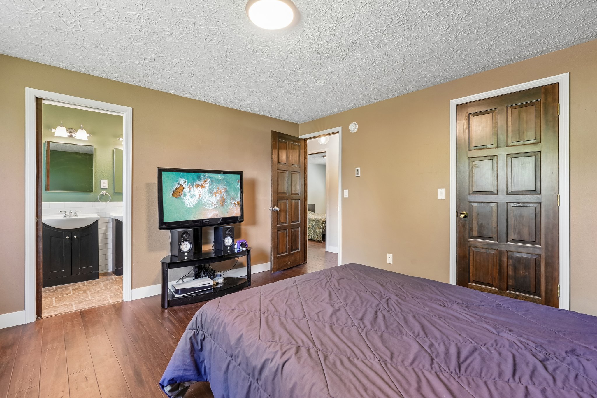SE McGillivray Blvd-S0805-038.jpg