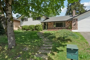 SE McGillivray Blvd-S0805-005.jpg