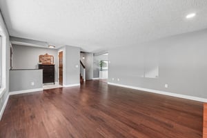 SE McGillivray Blvd-S0805-013.jpg