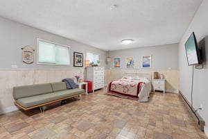 SE McGillivray Blvd-S0805-027.jpg