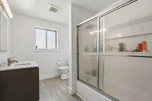 SE McGillivray Blvd-S0805-030.jpg