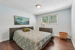 SE McGillivray Blvd-S0805-032.jpg