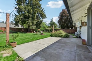SE McGillivray Blvd-S0805-046.jpg