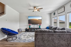 Vista Flats-S1905-007.jpg