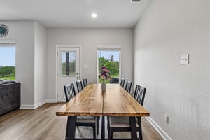 Vista Flats-S1905-012.jpg