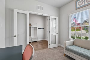 Vista Flats-S1905-023.jpg