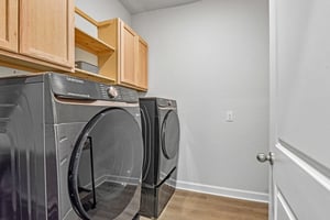 Vista Flats-S1905-026.jpg
