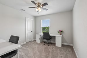 Vista Flats-S1905-054.jpg