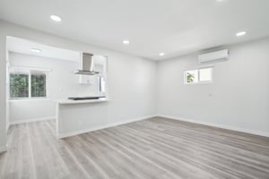 12111 Washington Pl 1_2 Los Angeles-0105-005.jpg