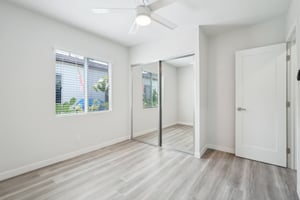12111 Washington Pl 1_2 Los Angeles-0105-017.jpg