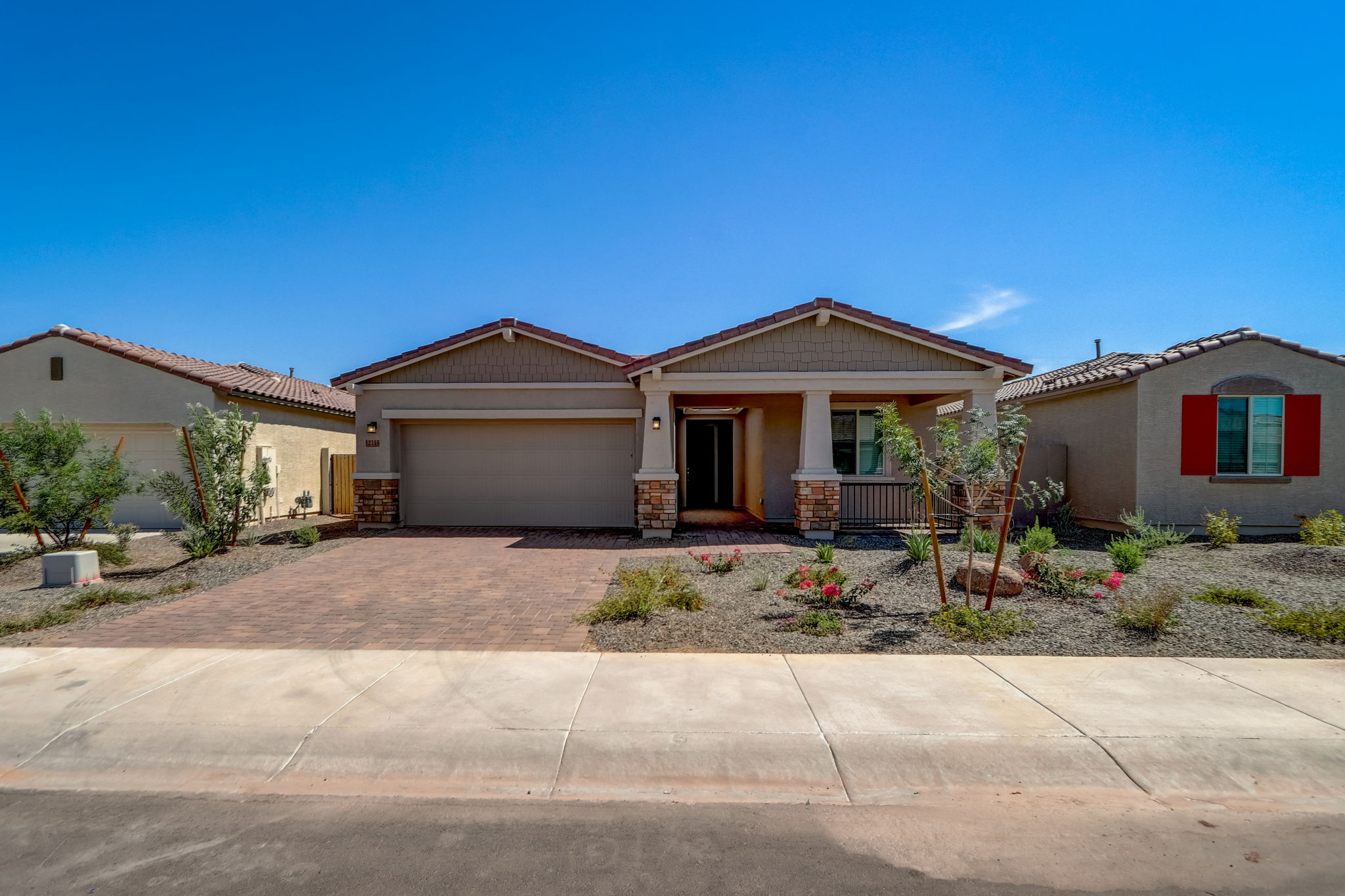 12115 W Marguerite Ave-005